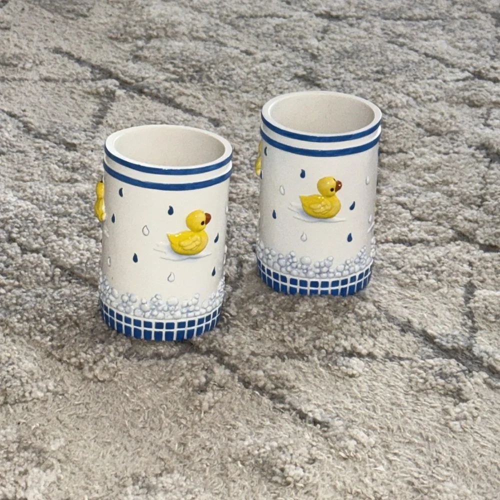 Ducklings in the Rain Cups set of (2) 3.5”x4.5” each Resin toothpaste toothbrush